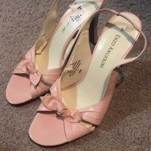 ENZO Angiolini PINK strap heels size 6